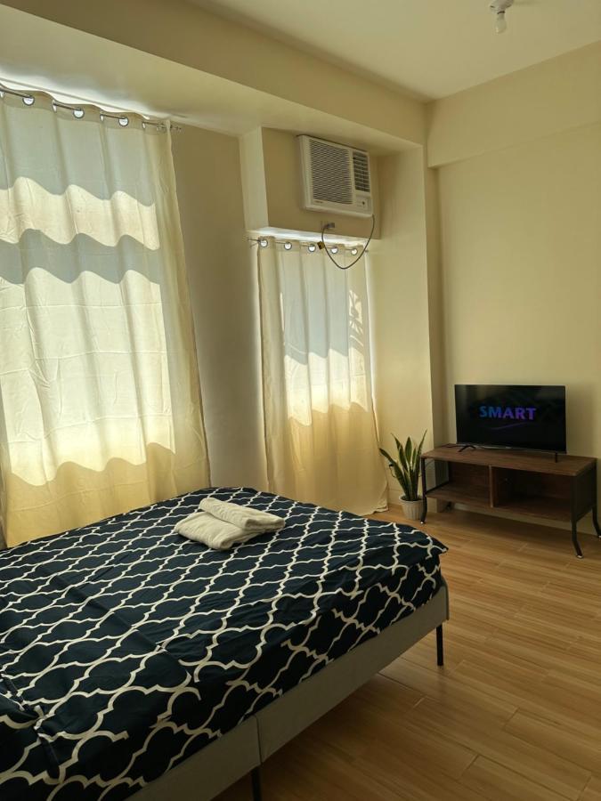 Neat Unit In Holland Park Southwoods Binan Exterior foto